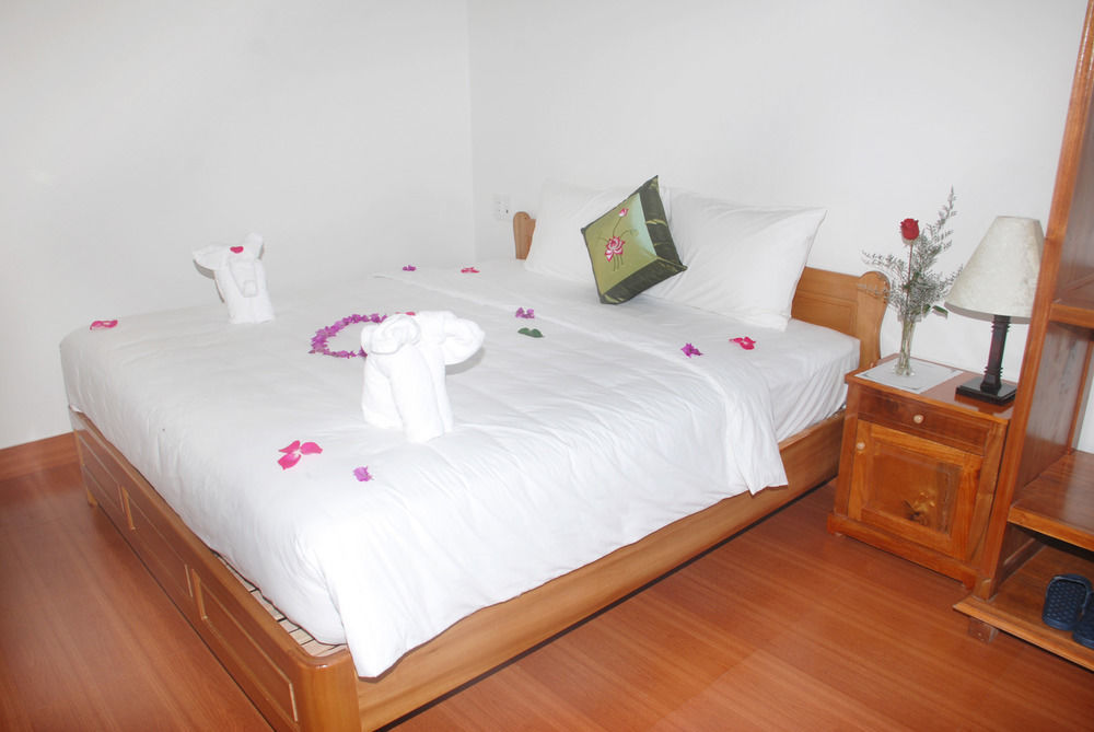 Blue Lake Homestay Hoi An Esterno foto