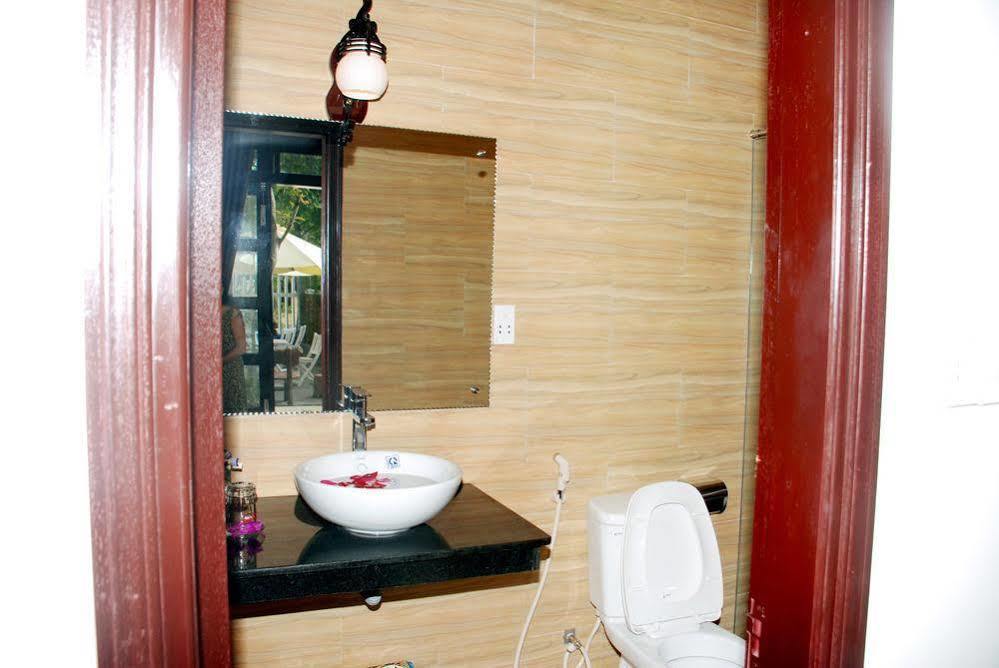 Blue Lake Homestay Hoi An Esterno foto